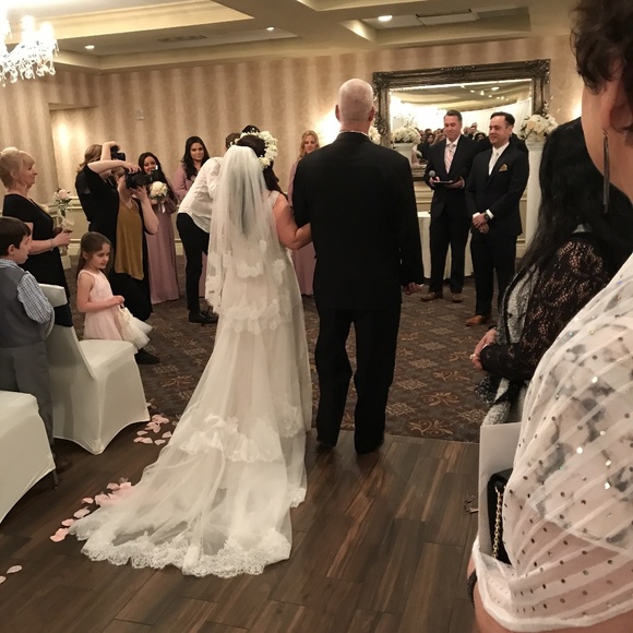 👰Melissa Sweet 👰Lace Layered Wedding Dress - Picture 5 of 8